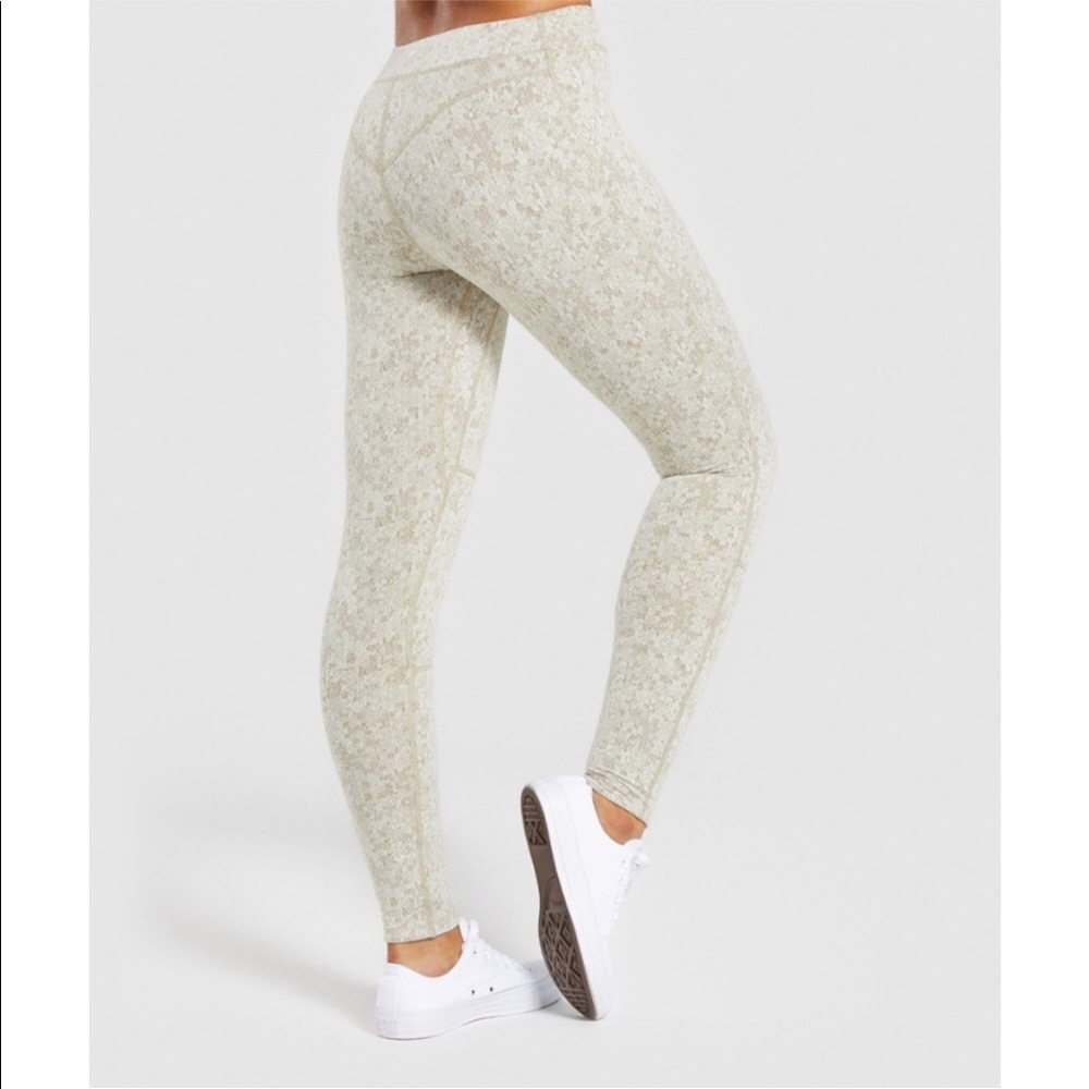 Gymshark Fleur Texture Khaki Marl Leggings - Picture 2 of 14